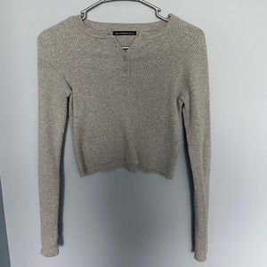 Brandy Melville Long Sleeve Crop